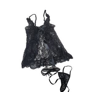 Women's Medium Black Lace Babydoll and Thong Set